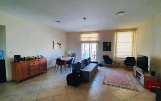 Big Terrace in Shakespeare | Largest 2 Bed