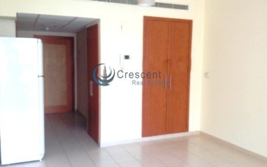 Rented Studio in Greens Al Samar